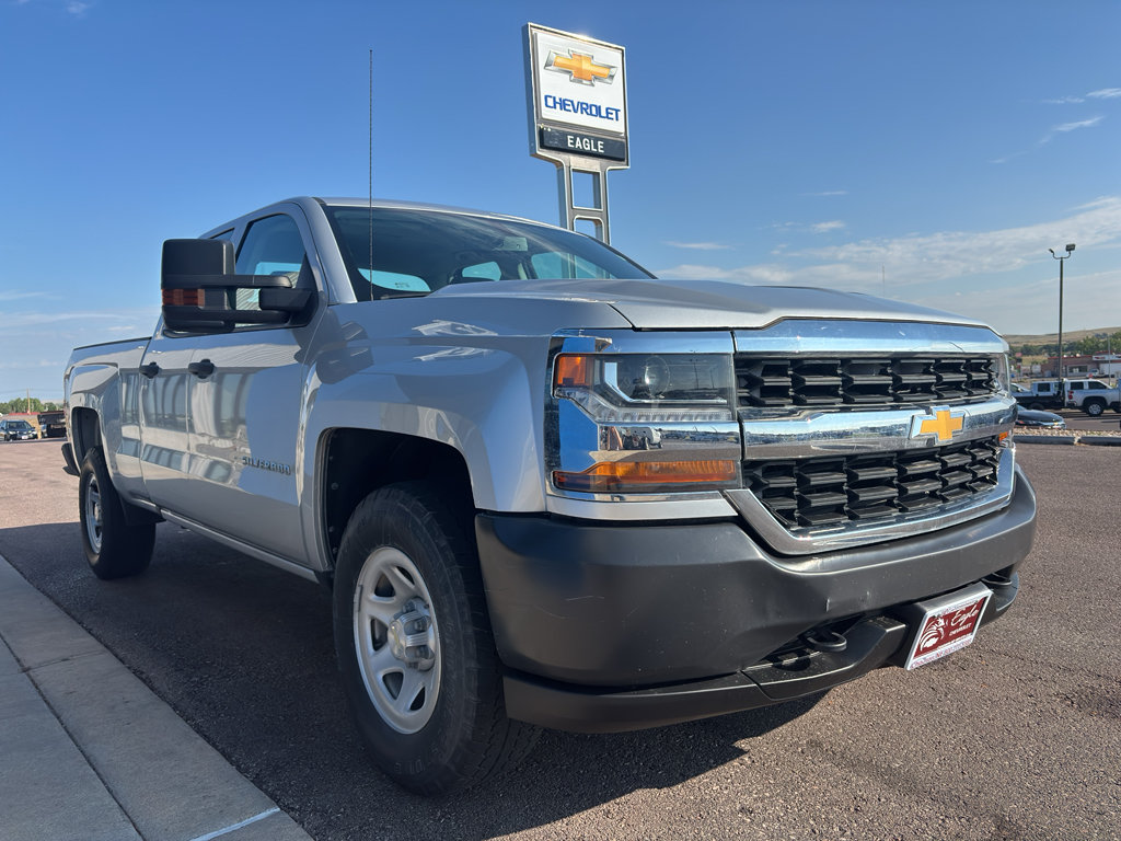 Used 2017 Chevrolet Silverado 1500 W/T AWD/4WD image 4