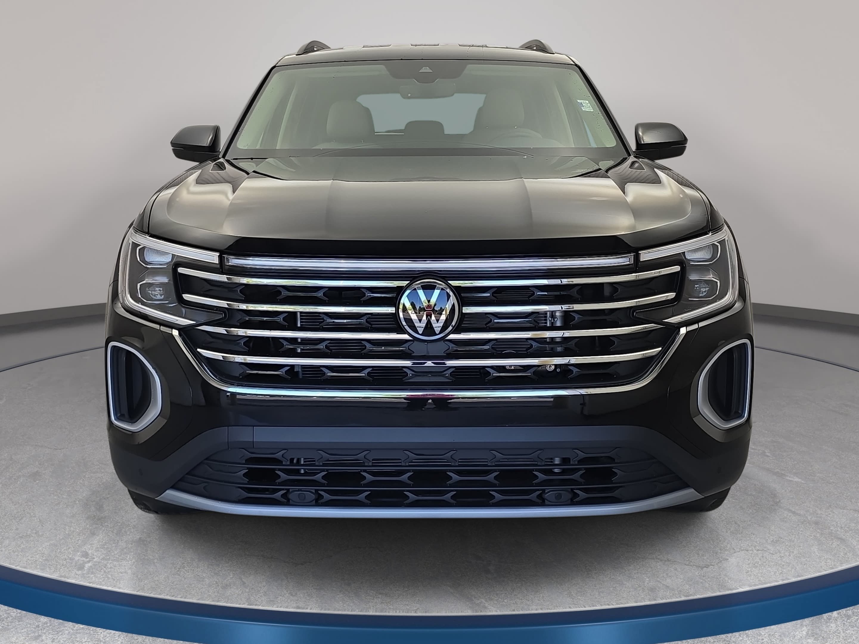 New 2026 Volkswagen Atlas SE FWD image 2