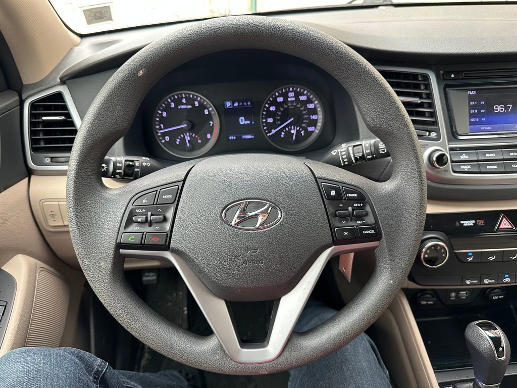 Used 2017 Hyundai Tucson SE image 2