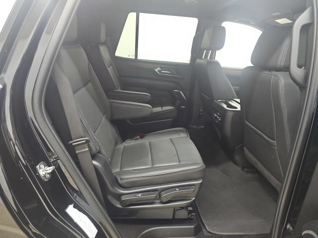 Used 2025 GMC Yukon Denali AWD/4WD image 23