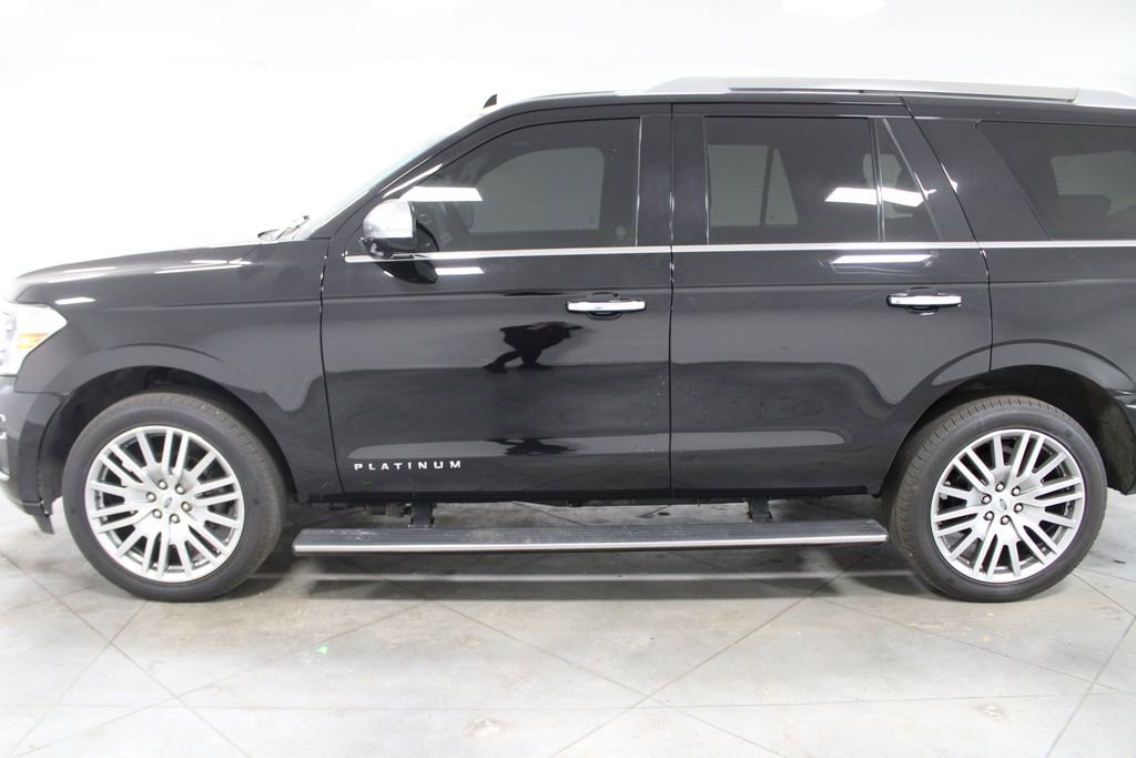 Used 2023 Ford Expedition Platinum image 6