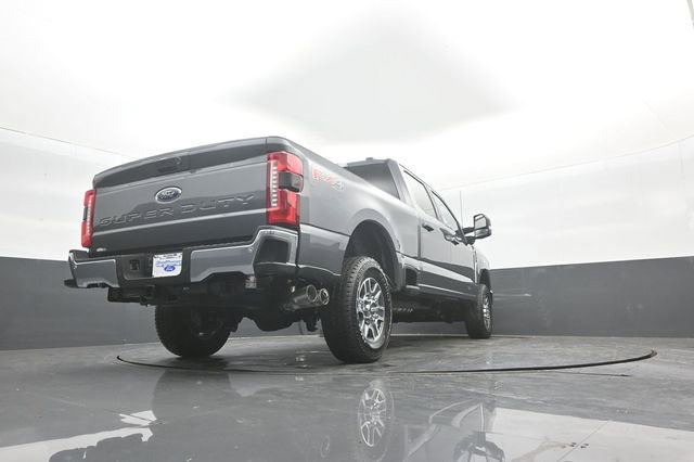 New 2026 Ford F250 Lariat w/ FX4 Off-Road Package image 35