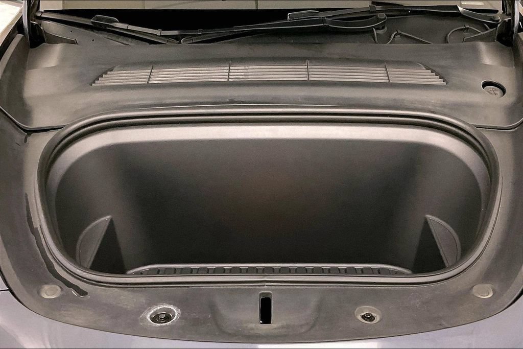 Used 2023 Tesla Model Y Long Range AWD/4WD image 25