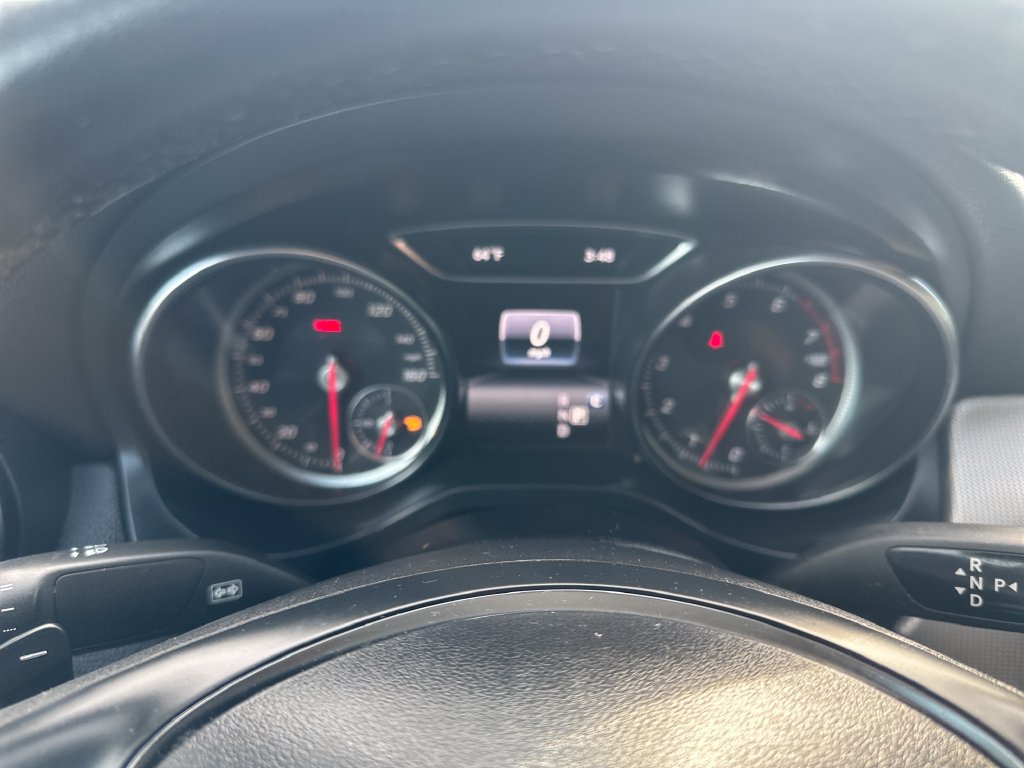 Used 2019 Mercedes-Benz CLA 250 4MATIC image 30