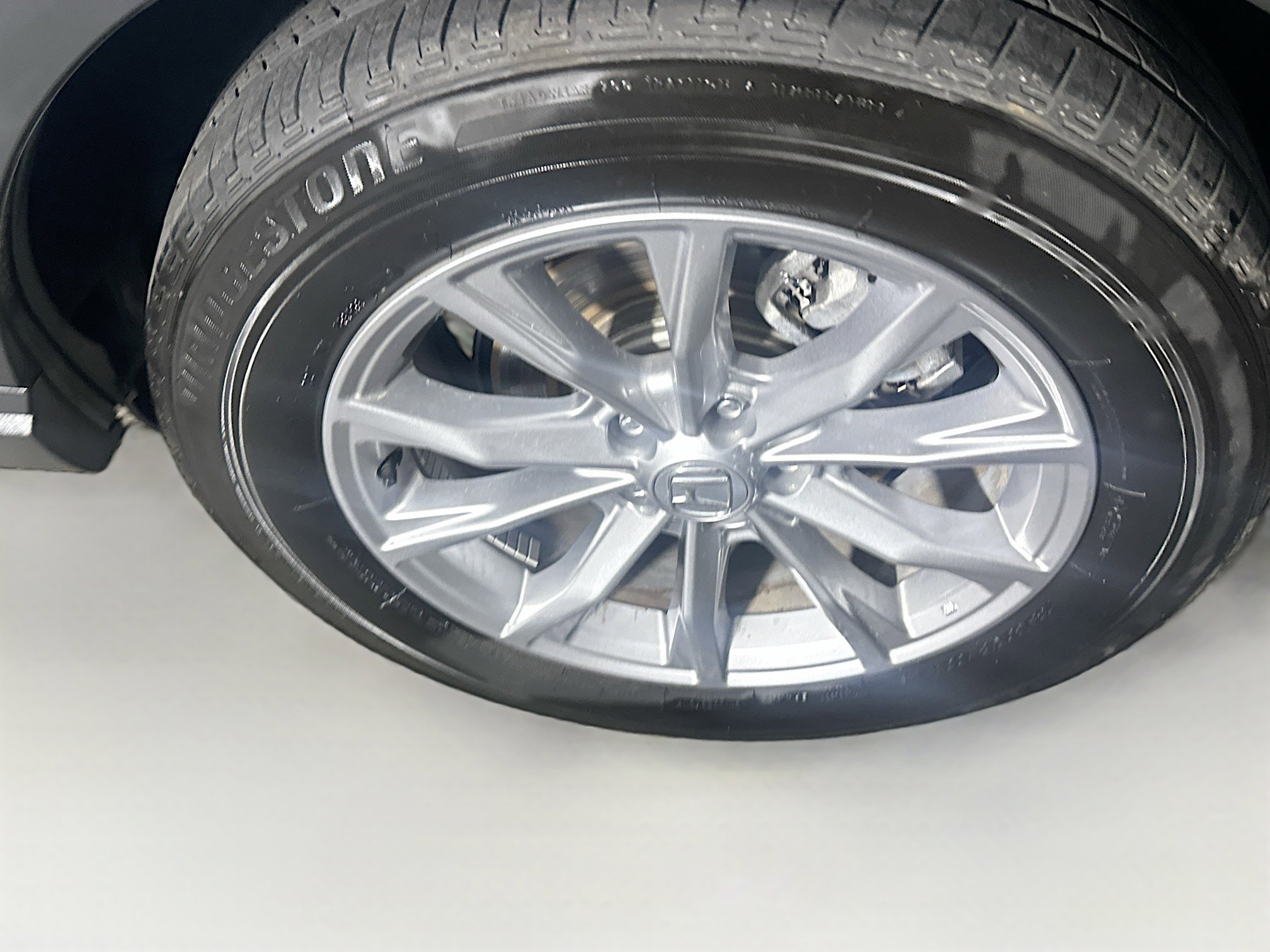 Used 2025 Honda CR-V EX-L image 11