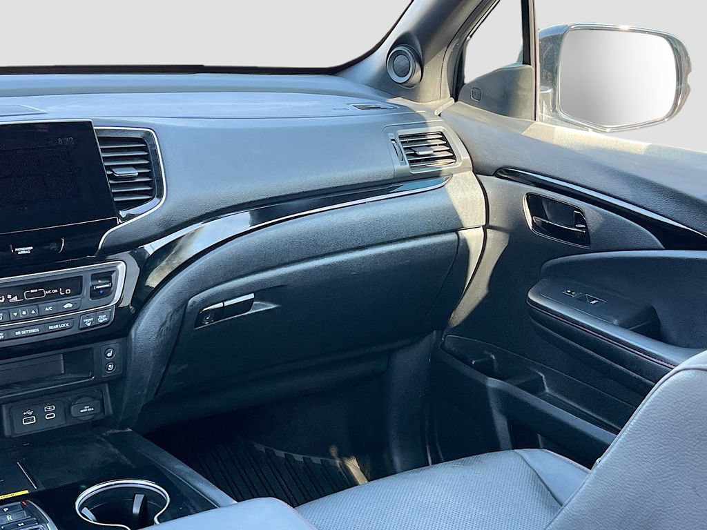 Used 2024 Honda Passport Black Edition image 23