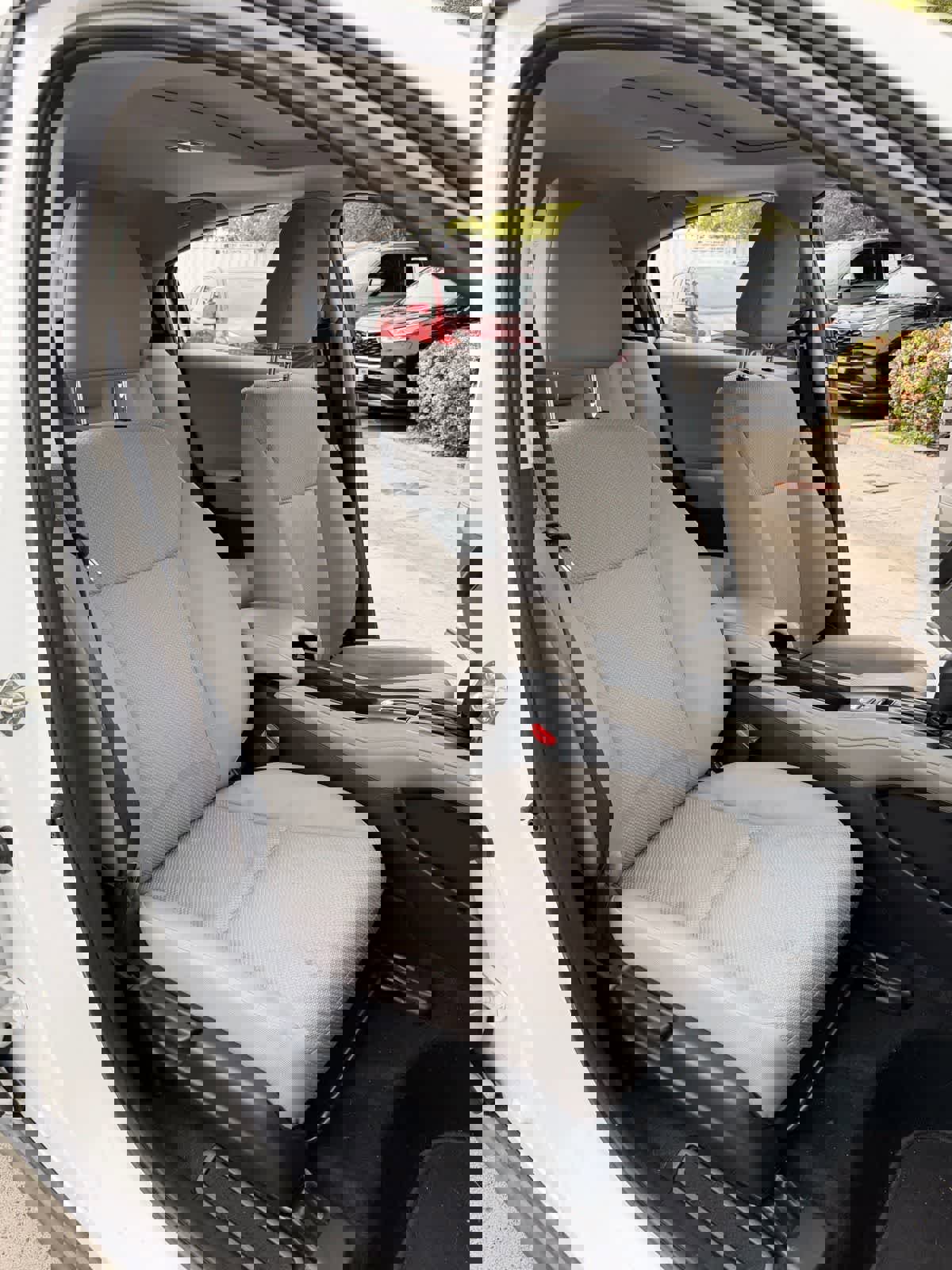 Used 2017 Honda HR-V EX image 12