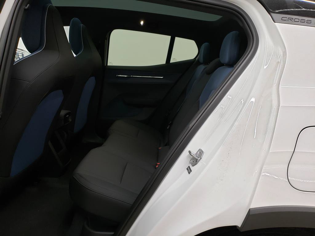New 2026 Volvo EX30 Cross Country Ultra w/ Protection Package AWD/4WD image 8