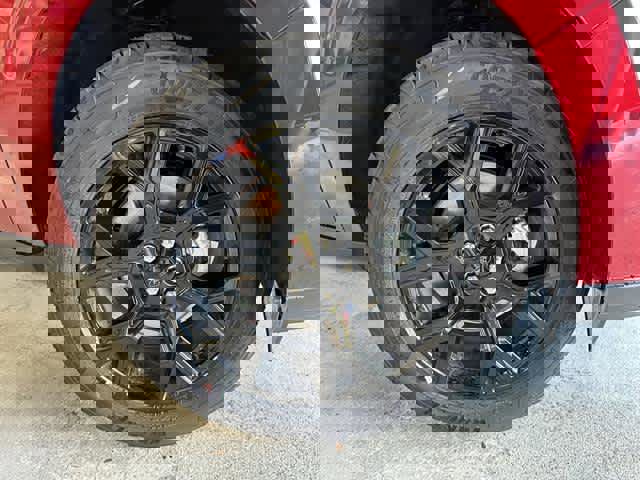 New 2025 Ford Maverick XLT w/ XLT Luxury Package image 30