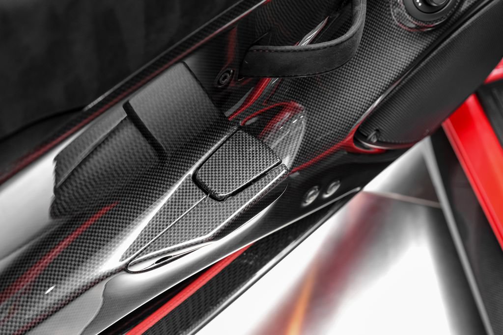 Used 2020 Ferrari 488 Pista Coupe RWD image 45