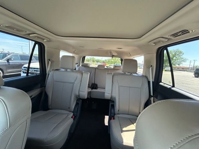Used 2023 Ford Expedition XLT RWD image 11