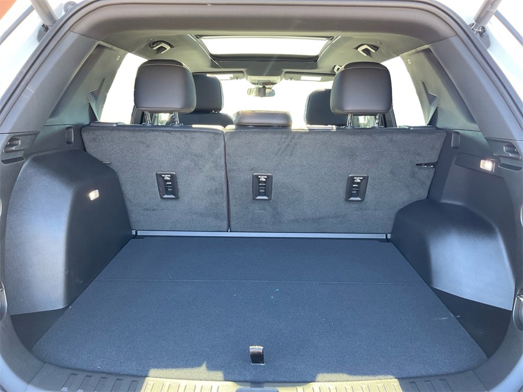 New 2026 GMC Terrain AT4 w/ Convenience Package III image 26