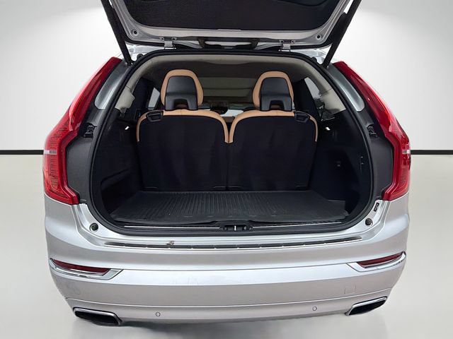 Used 2016 Volvo XC90 T8 Inscription w/ Protection Package Plus AWD/4WD image 12