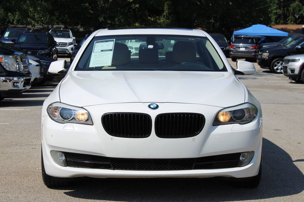Used 2011 BMW 528i Sedan RWD image 2