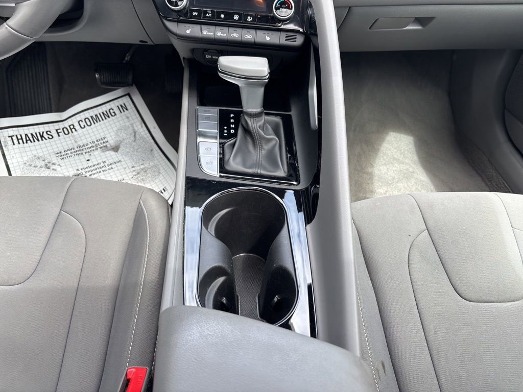 Used 2024 Hyundai Elantra SEL w/ Convenience Package FWD image 28