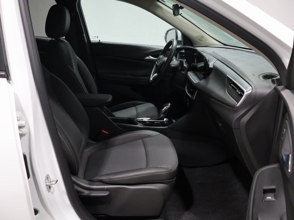 Used 2024 Buick Encore GX Preferred image 23