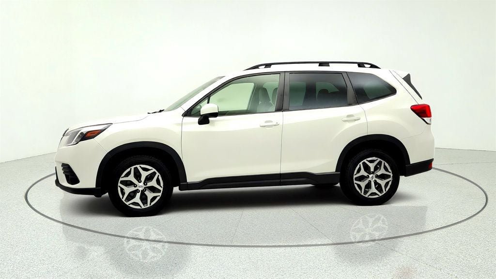 Used 2022 Subaru Forester Premium AWD/4WD image 8