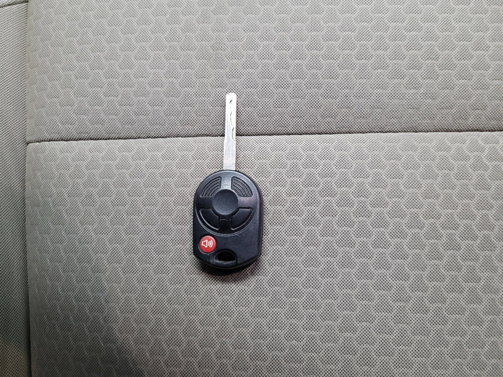 Used 2018 Ford Escape SE w/ SE Sync 3 Package image 32