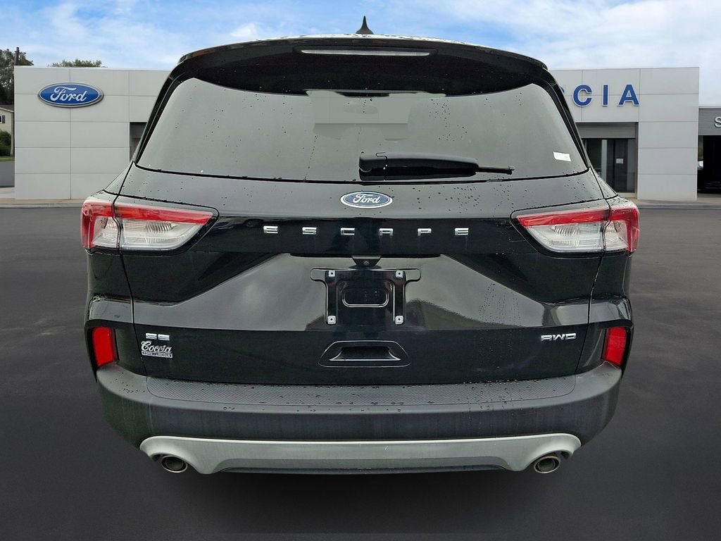 Certified 2020 Ford Escape SE image 5
