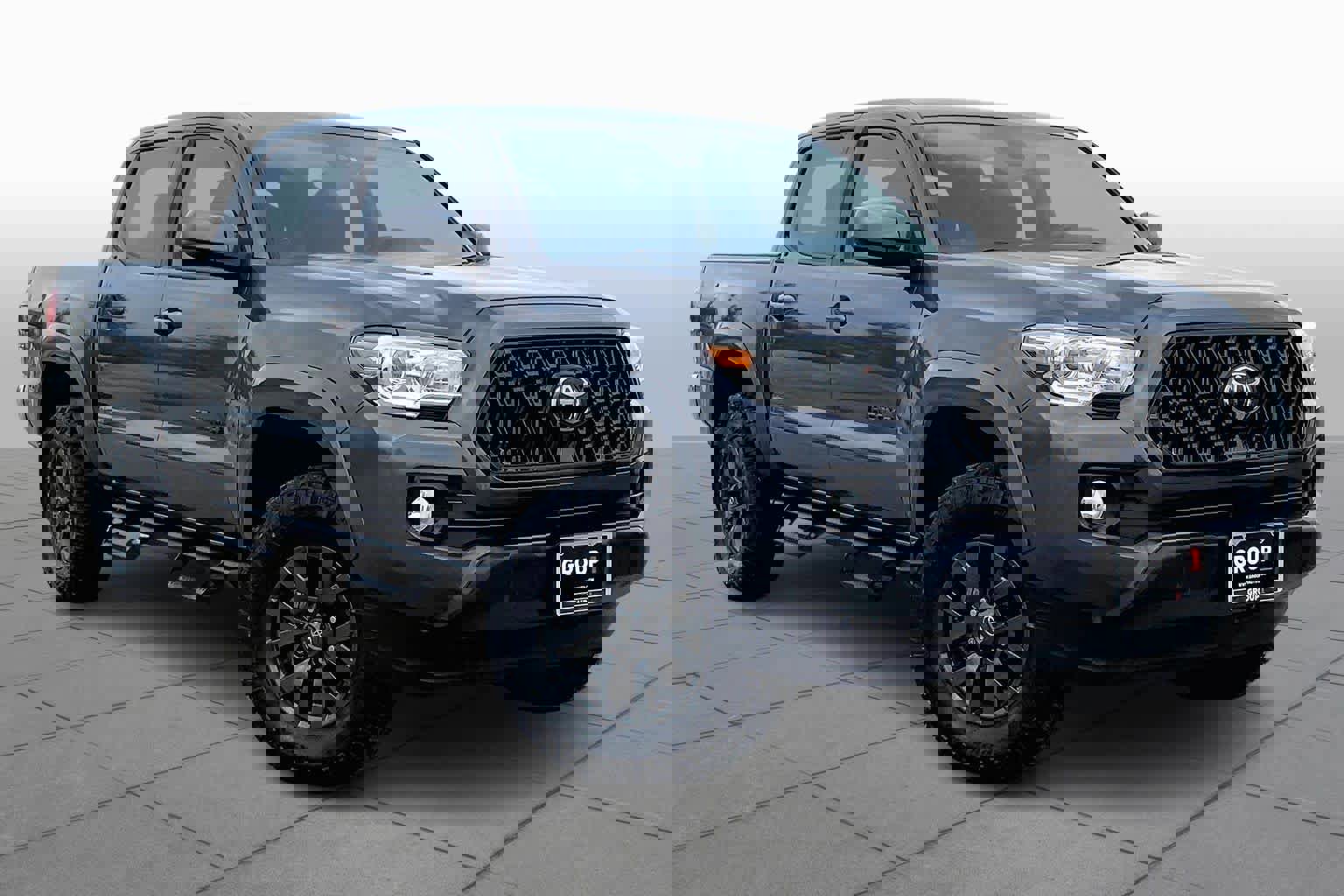 Used 2023 Toyota Tacoma SR5 image 3