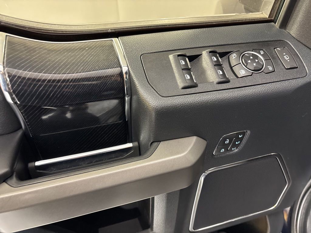 Used 2022 Ford F450 Platinum w/ FX4 Off-Road Package image 20