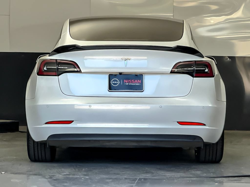 Used 2022 Tesla Model 3 Long Range AWD/4WD image 4