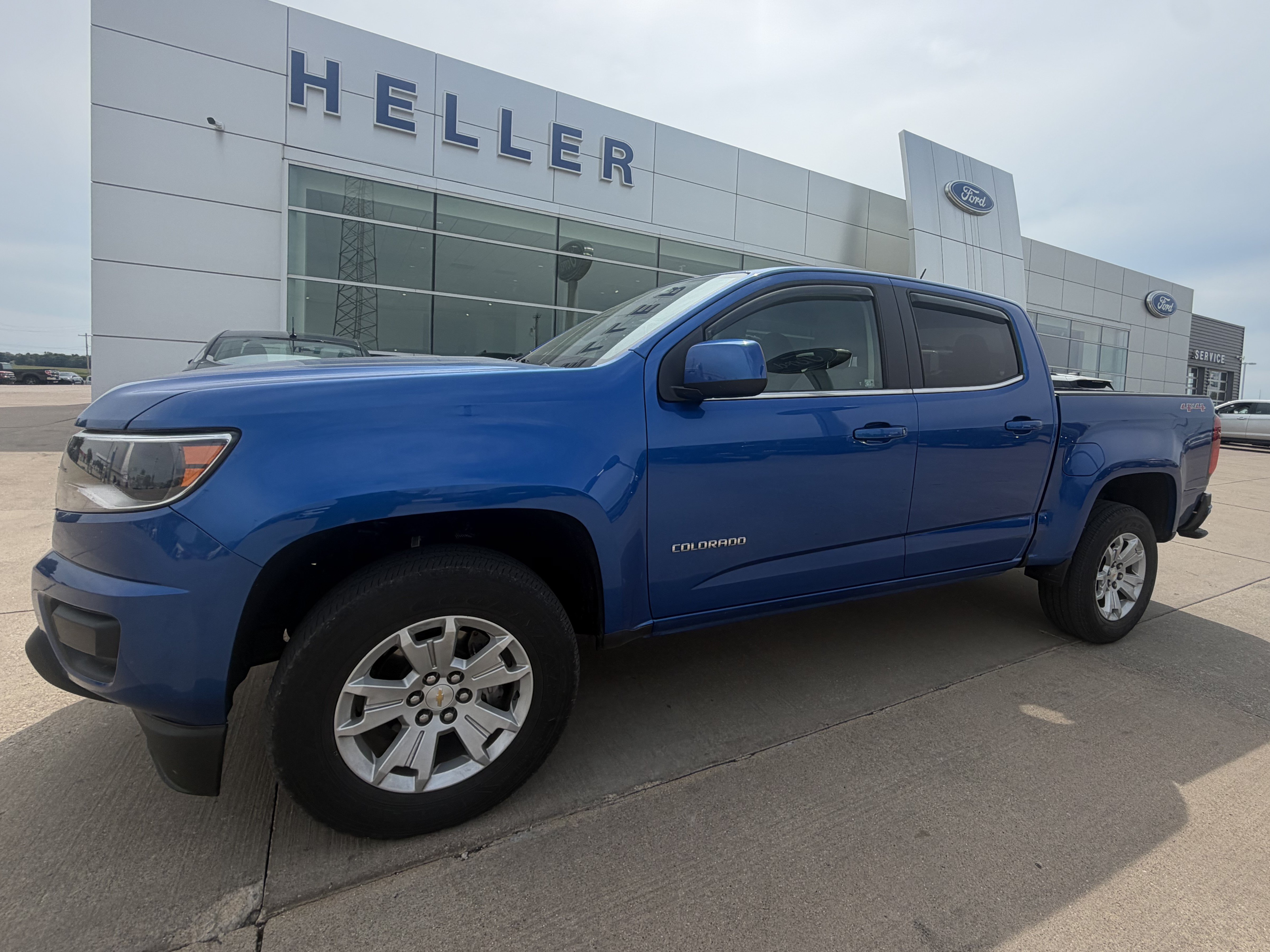 Used 2019 Chevrolet Colorado LT AWD/4WD image 3