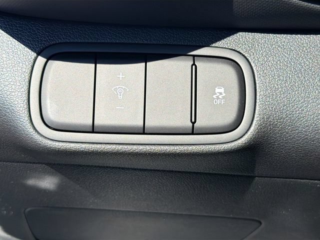 New 2026 Hyundai Venue SEL FWD image 12