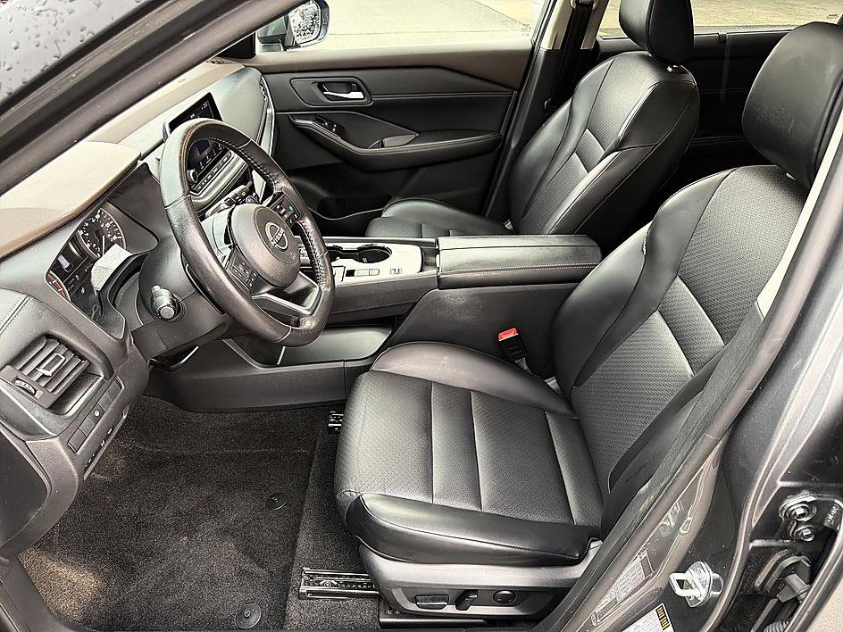 Certified 2023 Nissan Rogue SV w/ SV Premium B Package FWD image 14