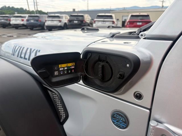 Used 2024 Jeep Wrangler Unlimited AWD/4WD image 15