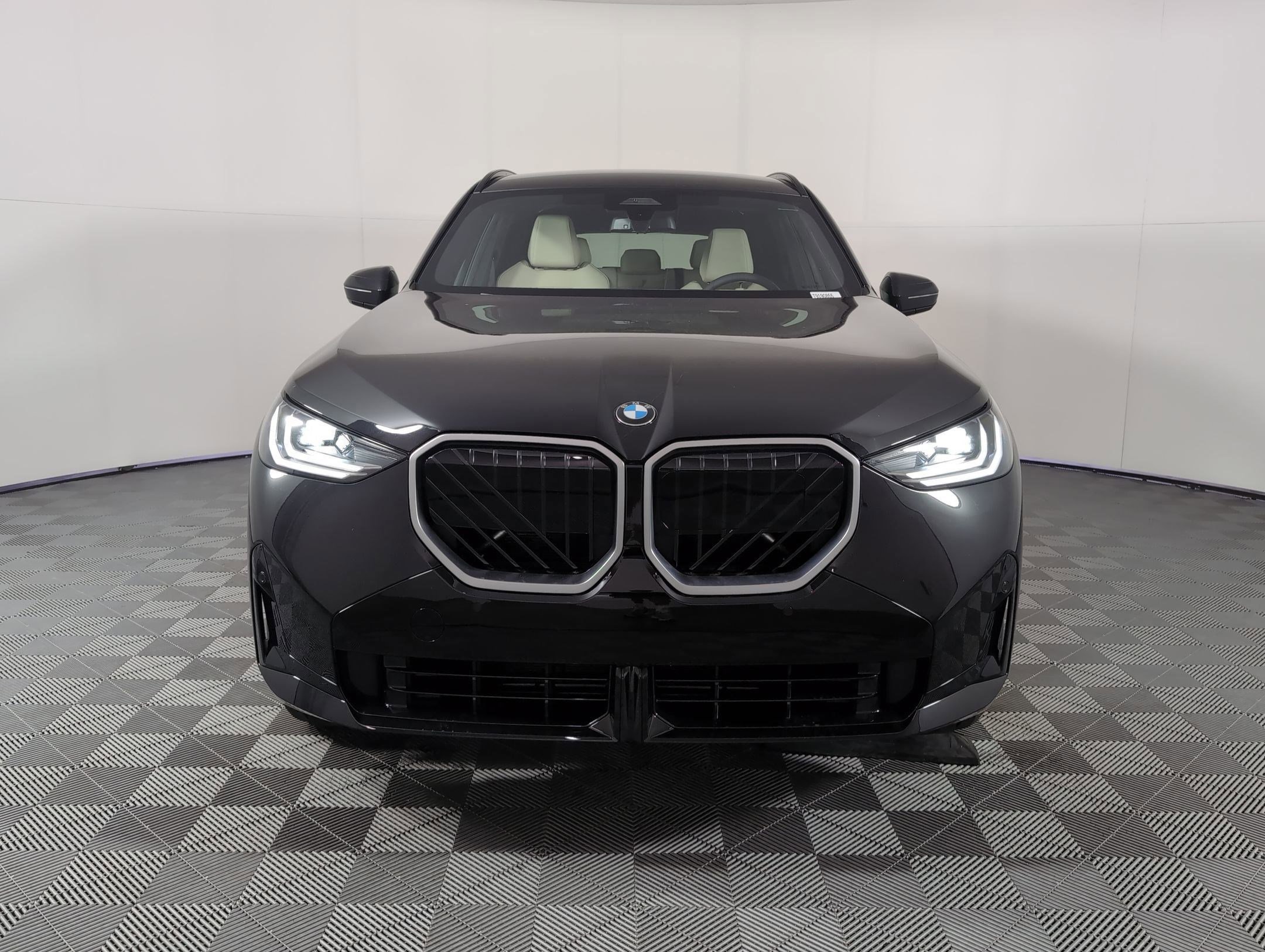 Used 2026 BMW X3 xDrive30 w/ M Sport Package image 4