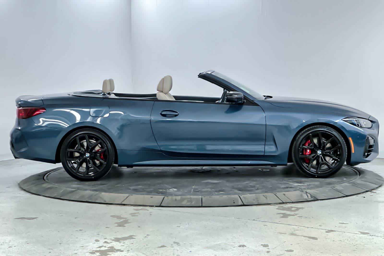 New 2026 BMW 430i Convertible w/ M Sport Package image 8