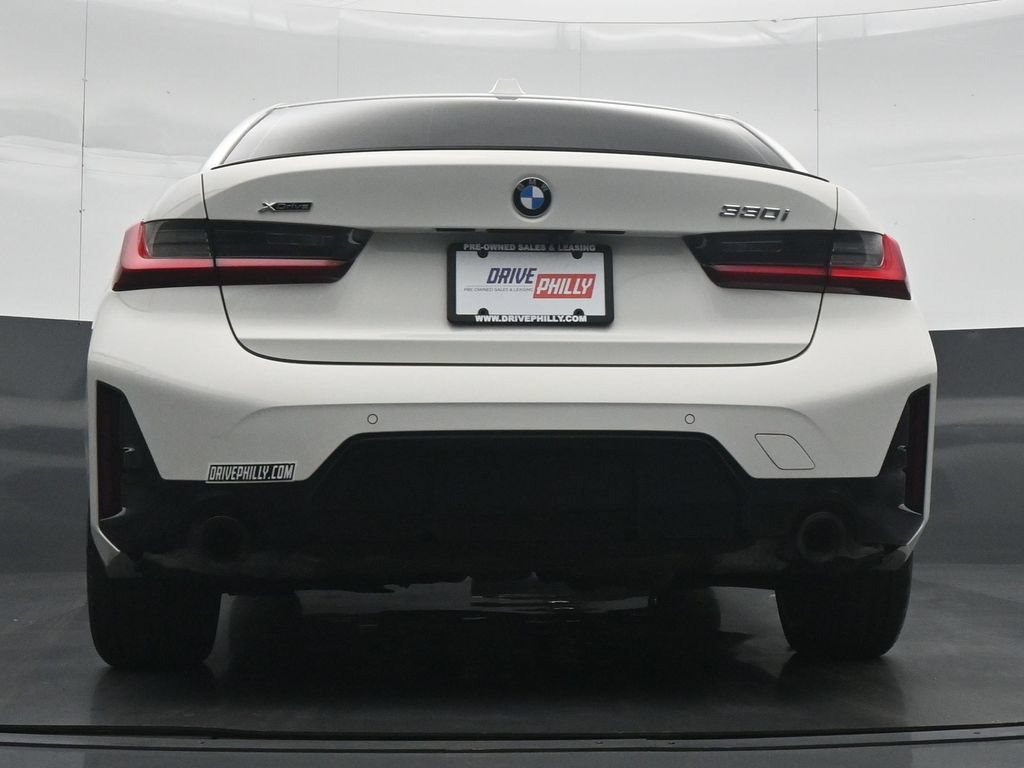 Used 2024 BMW 330i xDrive Sedan AWD/4WD image 30