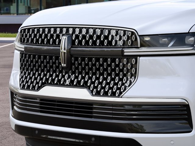 New 2027 Lincoln Navigator L Reserve AWD/4WD image 17