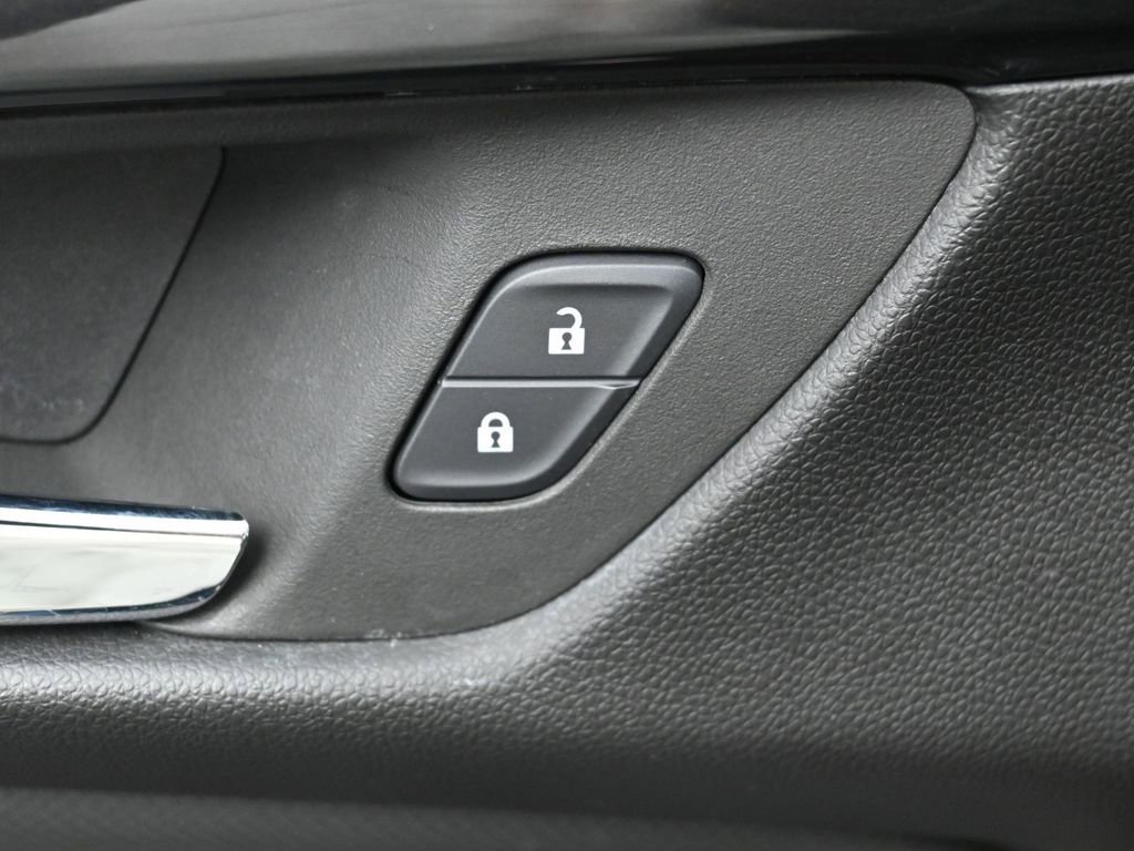 Used 2024 Chevrolet TrailBlazer RS w/ Convenience Package image 15