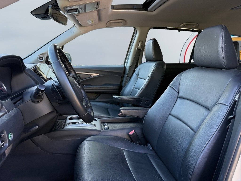 Used 2021 Honda Pilot Special Edition image 17
