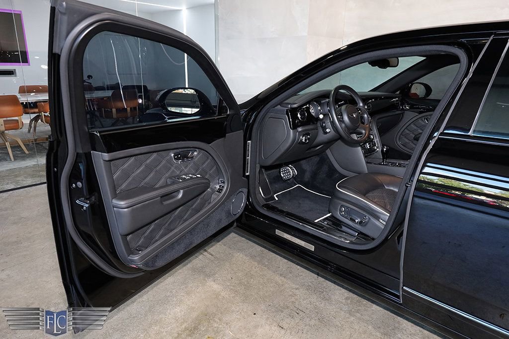 Used 2013 Bentley Mulsanne RWD image 12