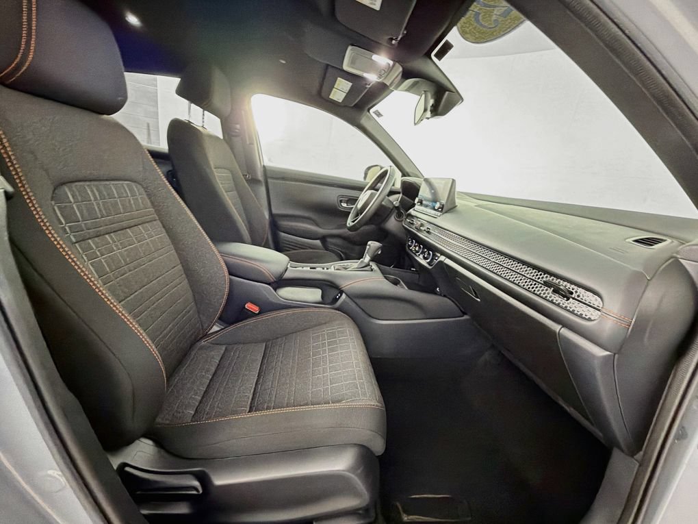 Used 2025 Honda HR-V Sport image 30