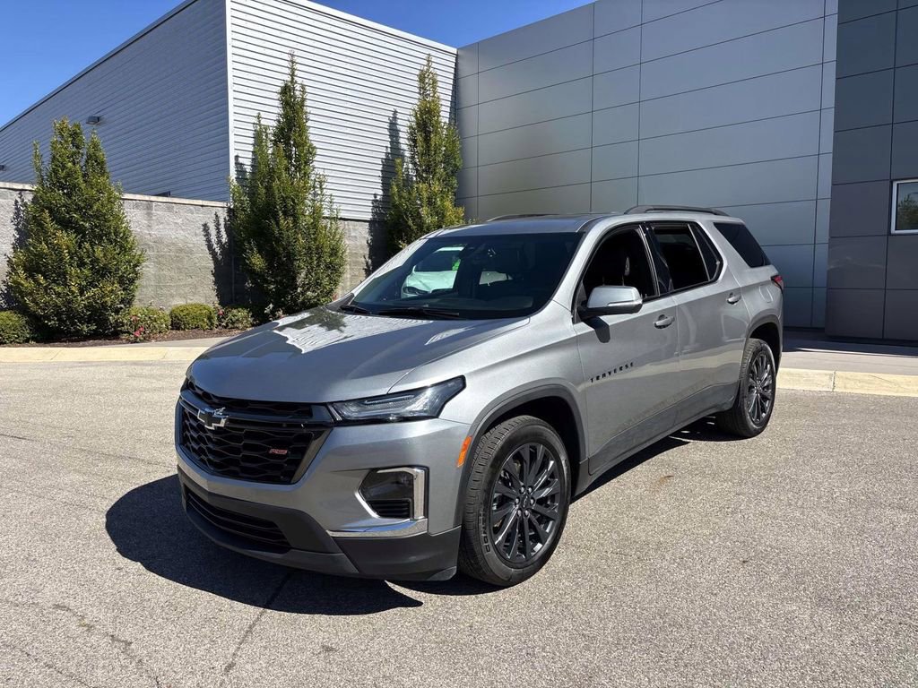 Used 2023 Chevrolet Traverse RS w/ LPO, Floor Liner Package image 3
