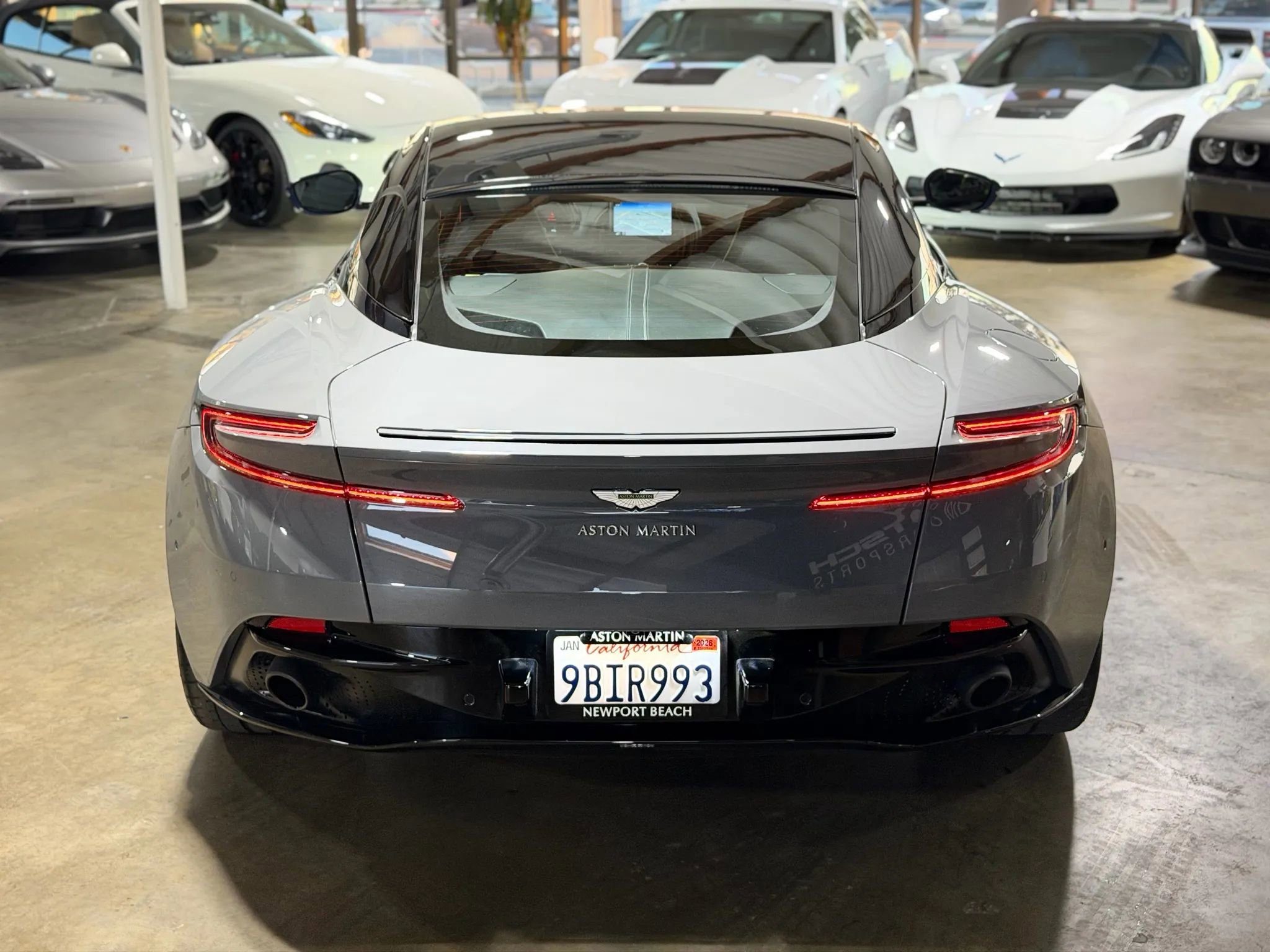 Used 2019 Aston Martin DB11 AMR image 14