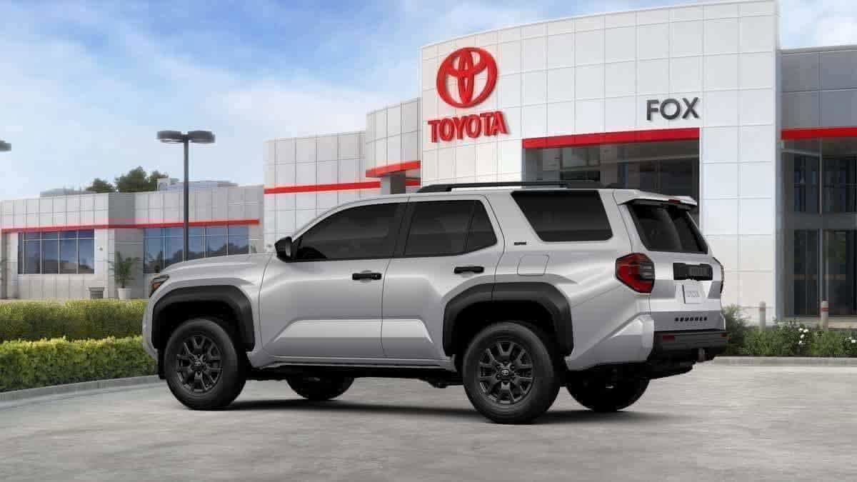 New 2026 Toyota 4Runner SR5 AWD/4WD image 5