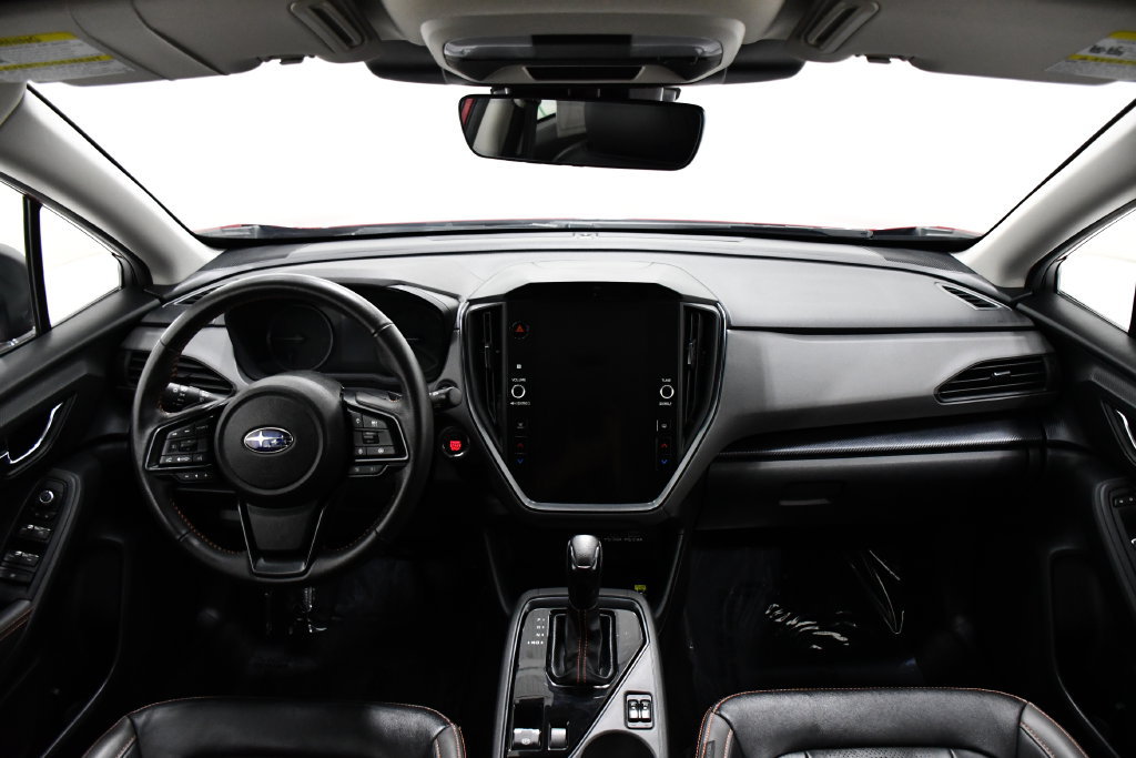 Used 2025 Subaru Crosstrek 2.5i Limited AWD/4WD image 8