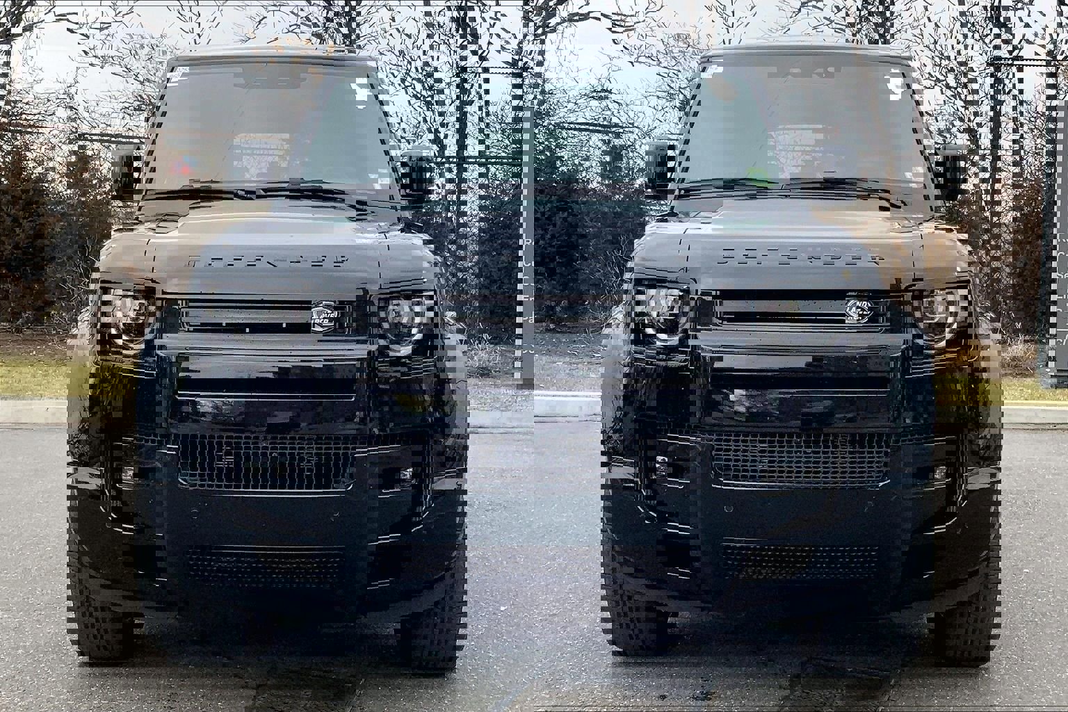 New 2026 Land Rover Defender 130 V8 image 3
