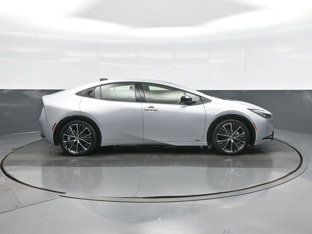 Certified 2024 Toyota Prius XLE image 8