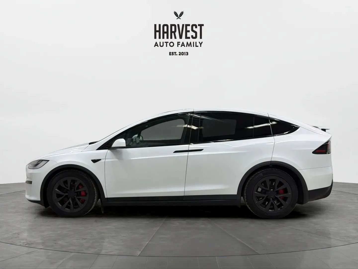 Used 2023 Tesla Model X Plaid AWD/4WD image 2