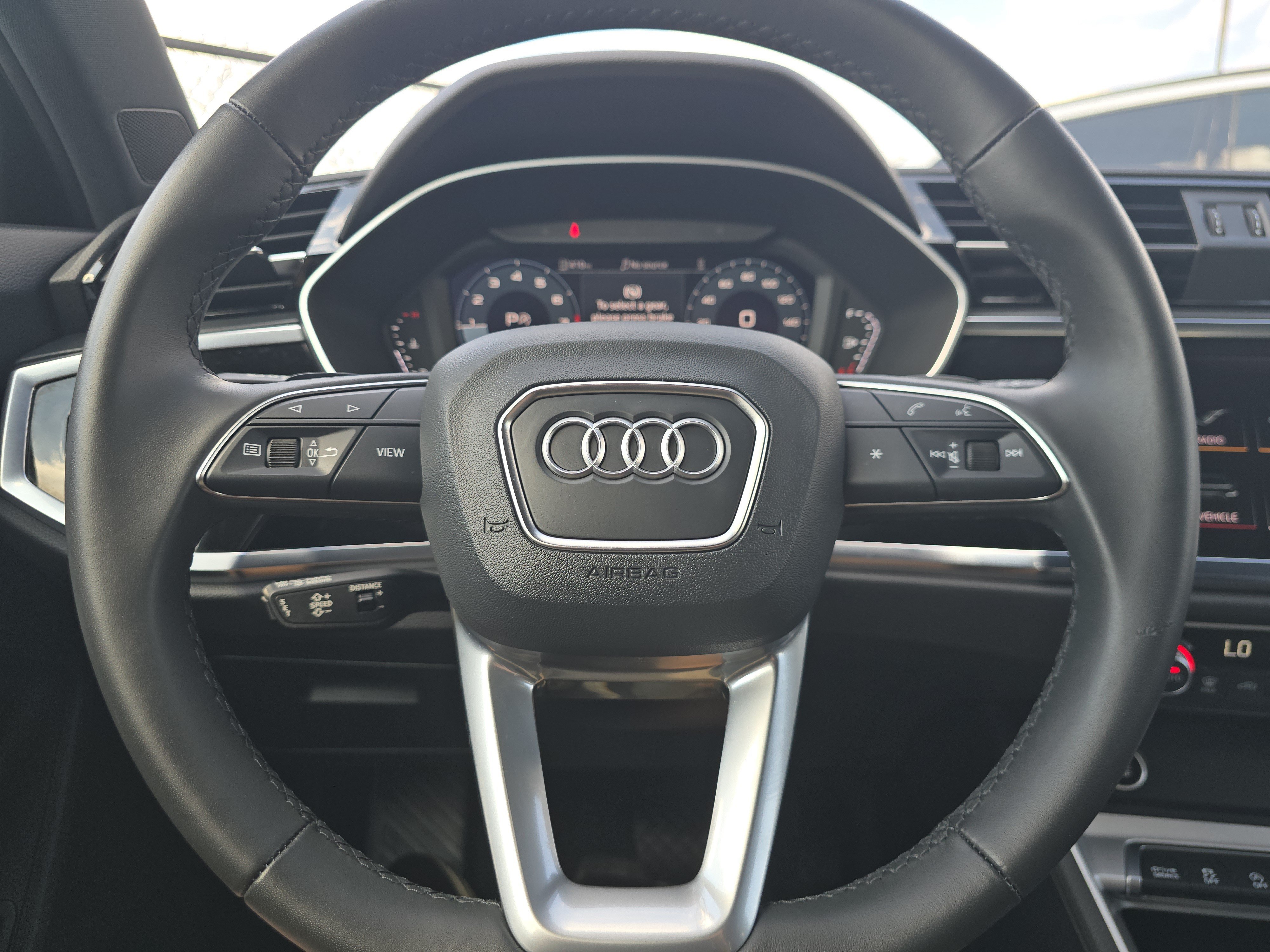 Certified 2025 Audi Q3 2.0T Premium w/ Convenience Package AWD/4WD image 22