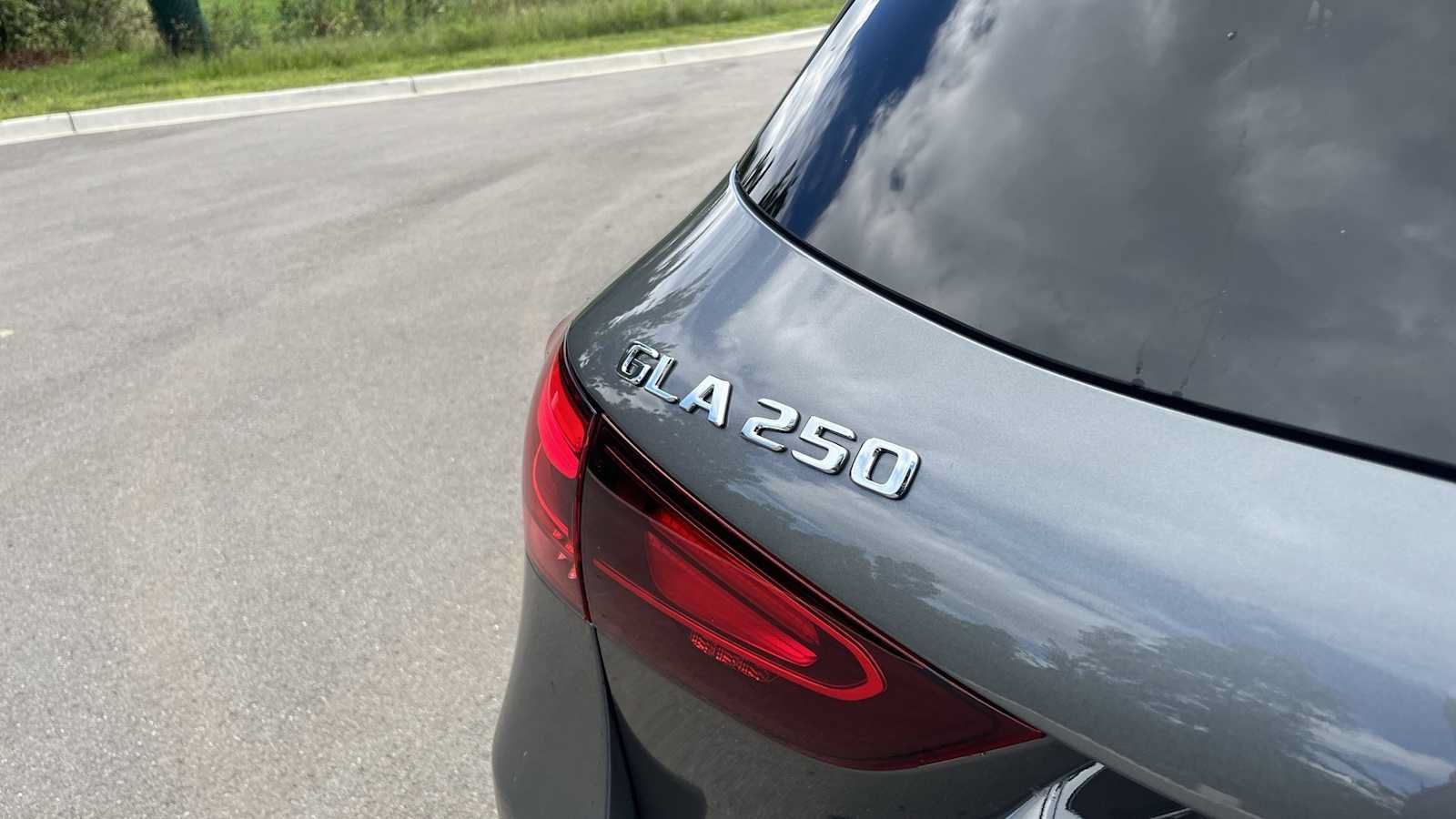 New 2026 Mercedes-Benz GLA 250 4MATIC image 26