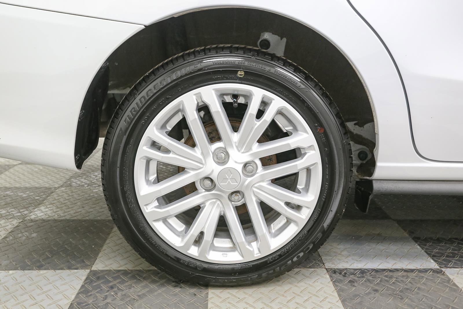 Used 2024 Mitsubishi Mirage G4 SE FWD image 16