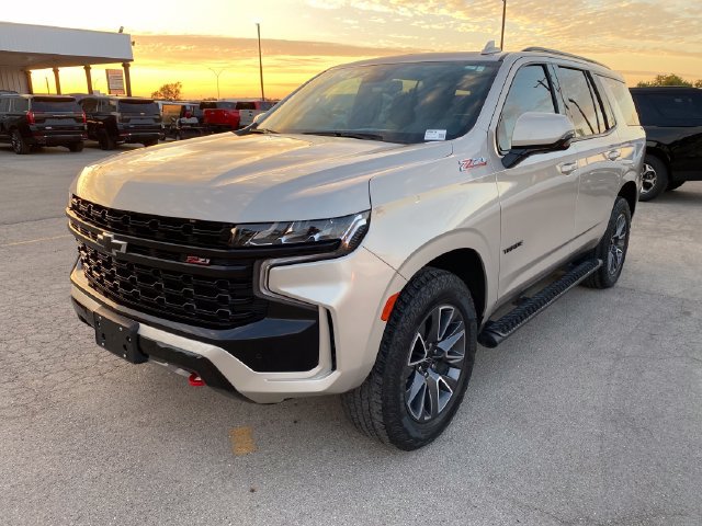 Used 2023 Chevrolet Tahoe Z71 w/ Off-Road Capability Package AWD/4WD image 2