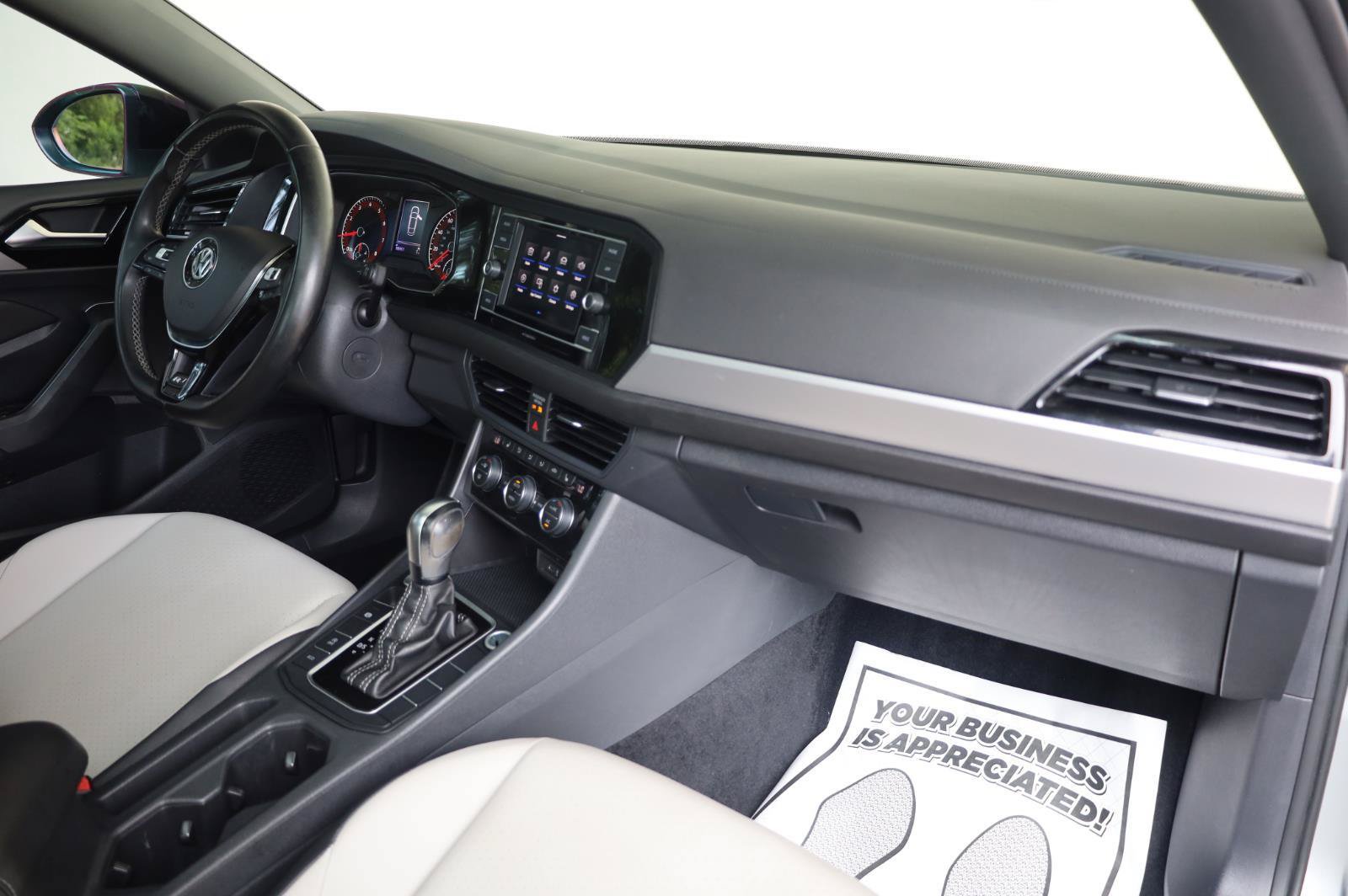 Used 2020 Volkswagen Jetta R-Line FWD image 30
